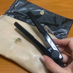 Victoria’s Secret Mini Flat Iron